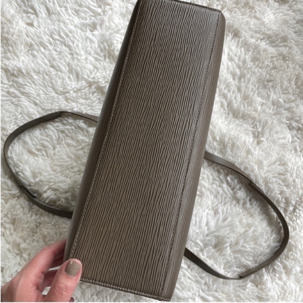 Louis‎ Vuitton Epi Croisette PM - Picture 9 of 9